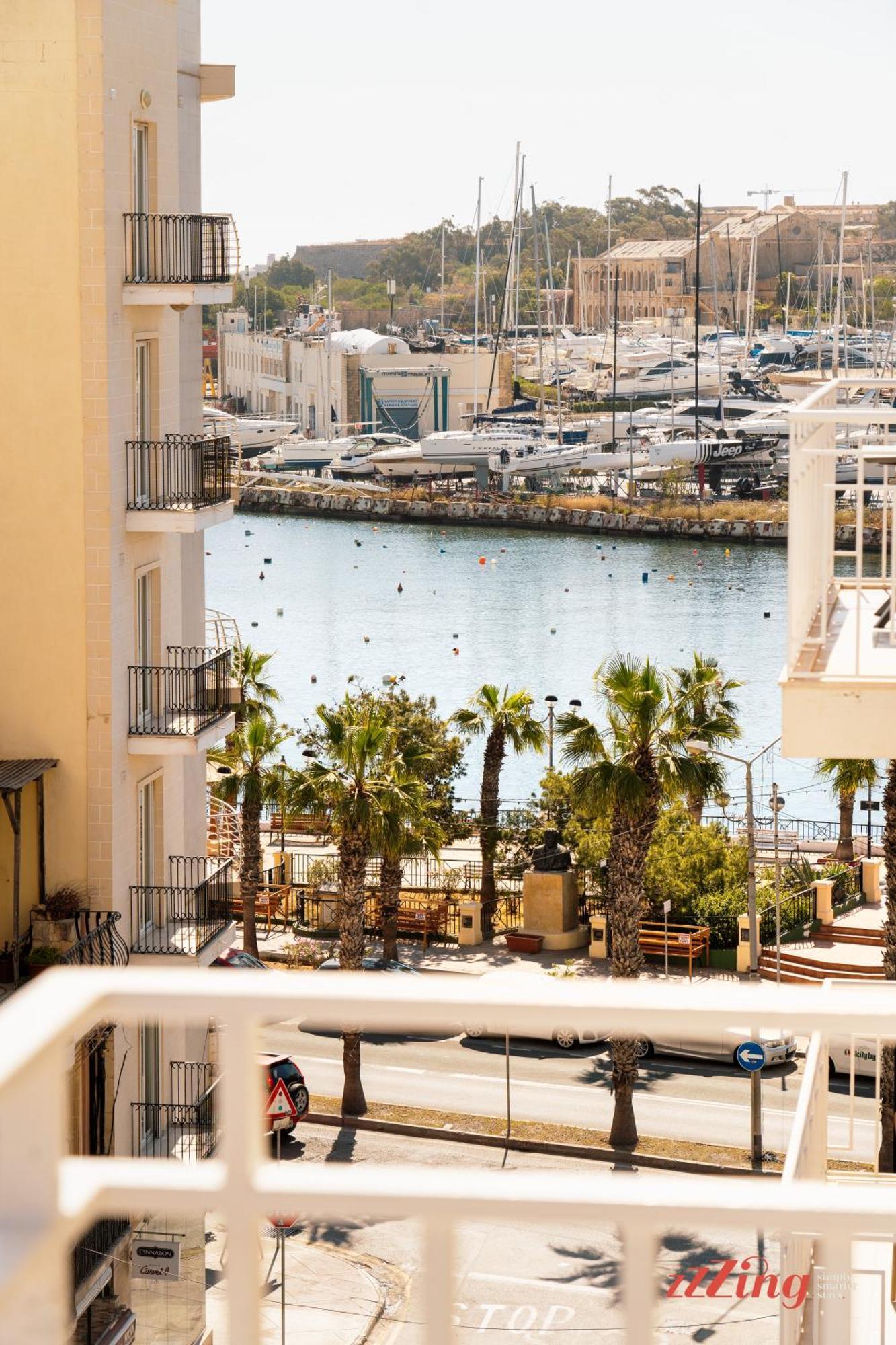 Stuart Rooms By Zzzing Gzira Zewnętrze zdjęcie